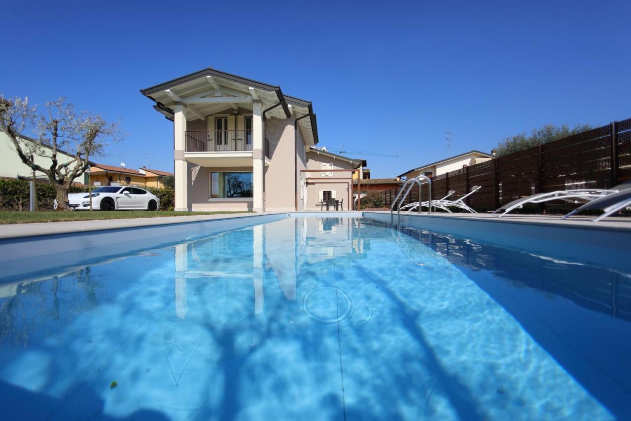 Villa Zarina - Up To 12 People Peschiera del Garda Zewnętrze zdjęcie