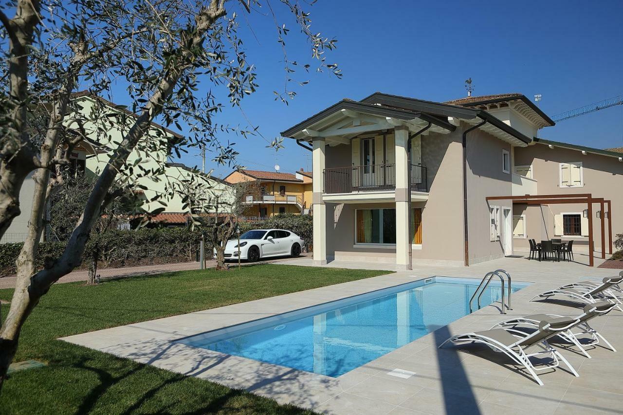 Villa Zarina - Up To 12 People Peschiera del Garda Zewnętrze zdjęcie